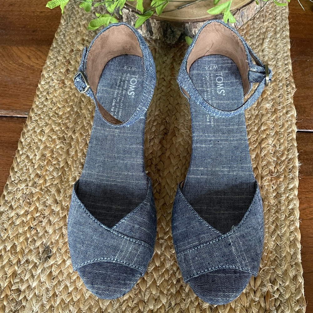 TOMS Women's Denim Sandals